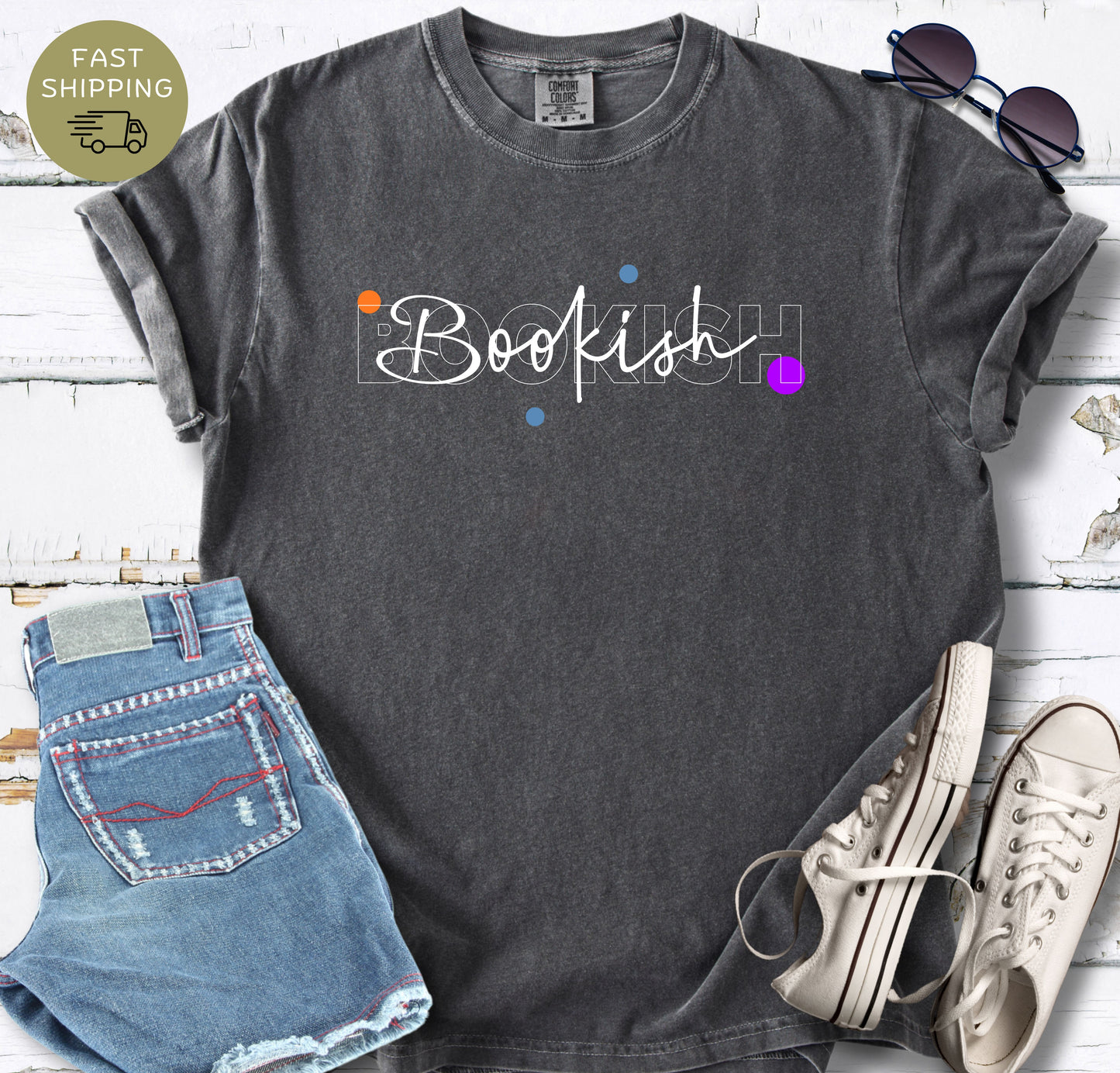 Comfort Colors graphic T-shirt for book lovers featuring a clean and stylish “Bookish” design.