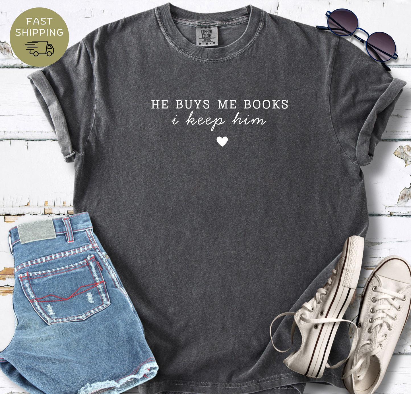 Romantic reader shirt perfect for bookstore dates