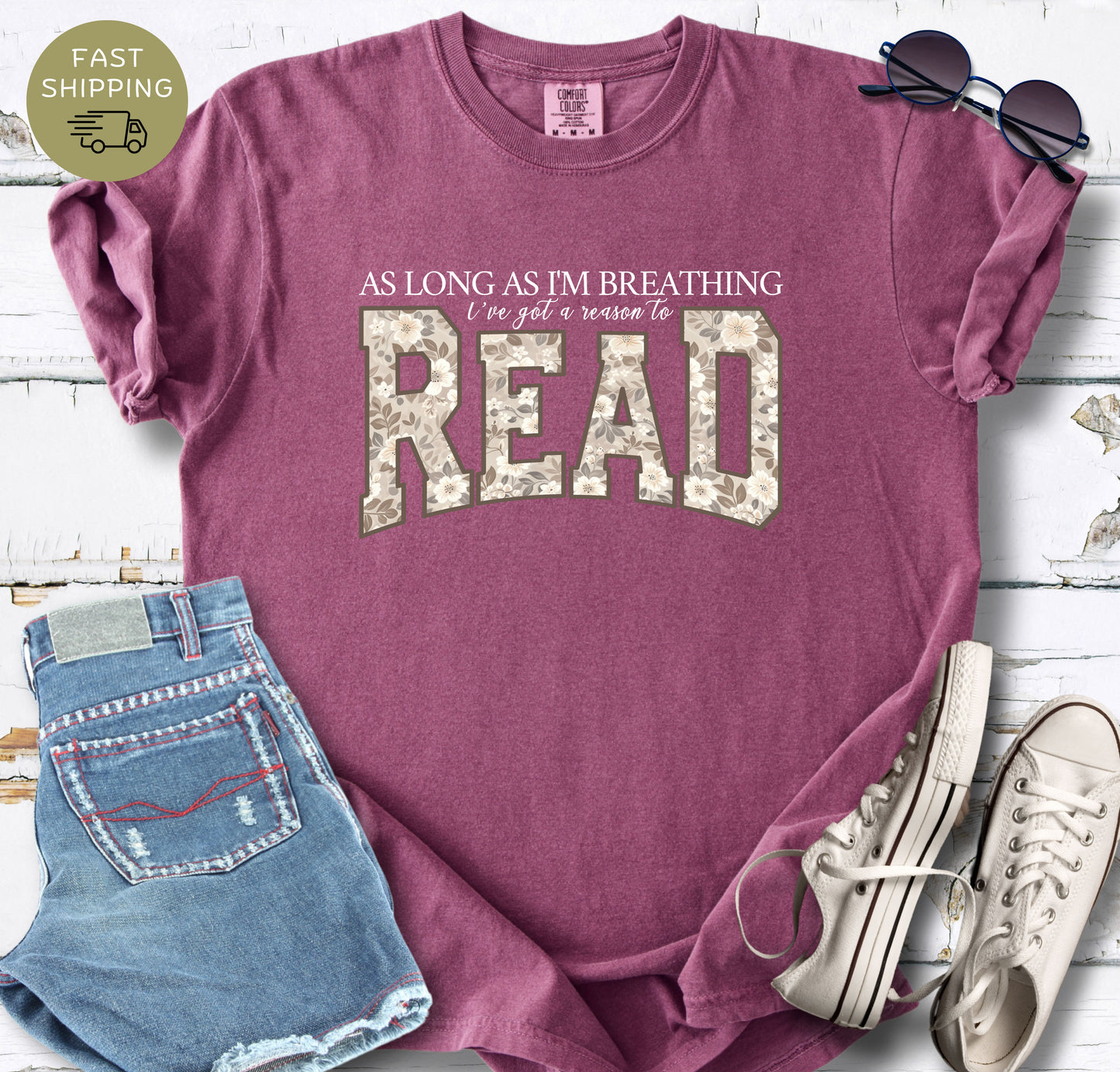 Berry reading shirt for avid readers, librarians, teachers and book club members.
