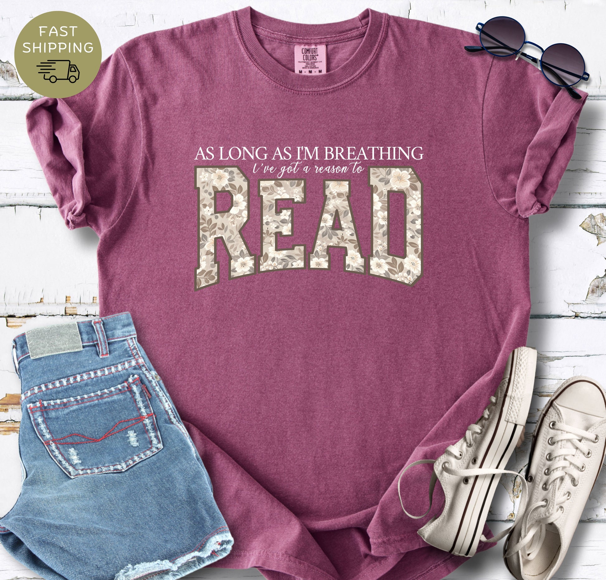 Berry reading shirt for avid readers, librarians, teachers and book club members.