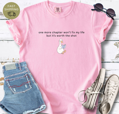 Cozy bookish t-shirt with minimalist typography and duck graphic