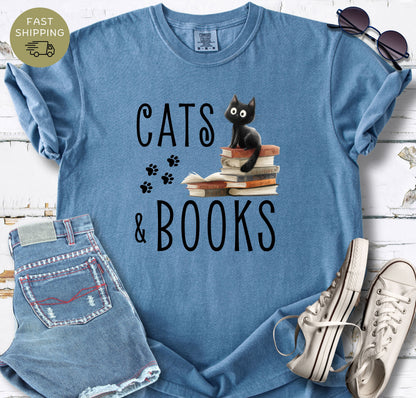 Cats & Books v2 T-shirt