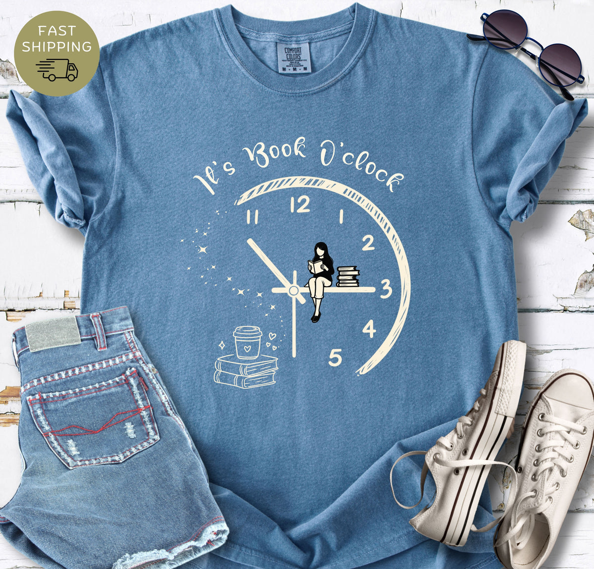 It's Book O'clock T-shirt