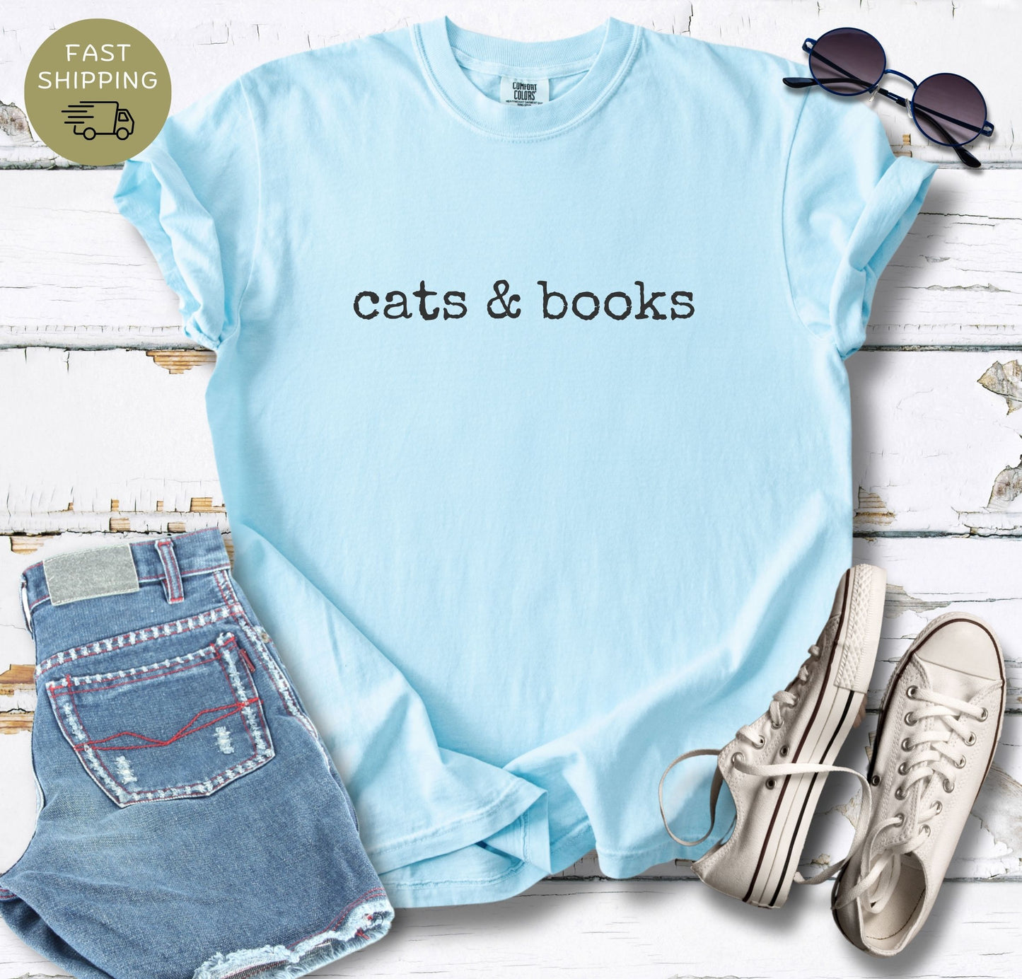 Cats & Books T-shirt