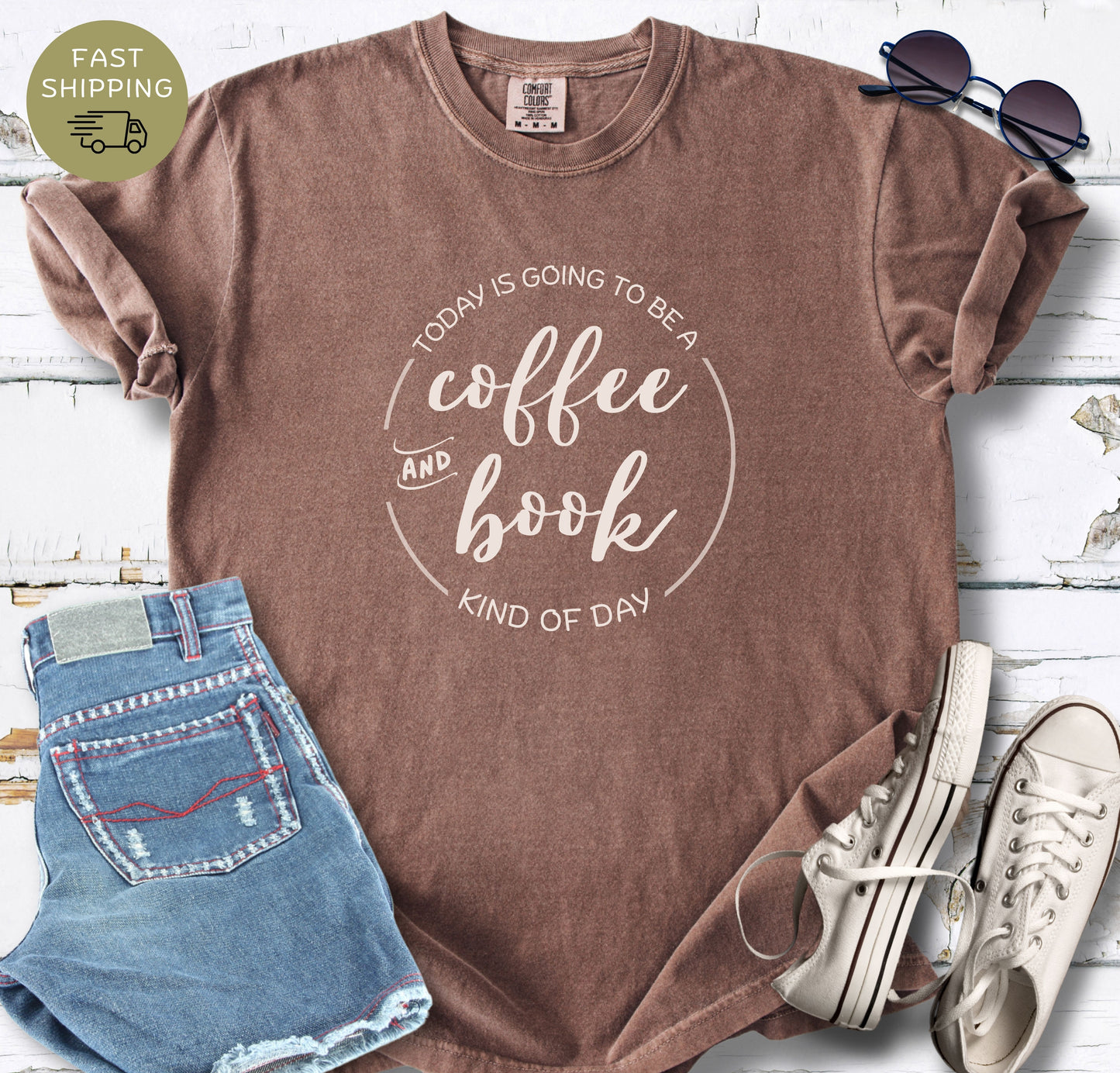 Relaxed fit Espresso reader shirt with cozy coffee and book quote