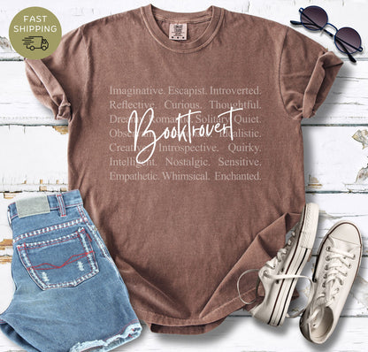 Booktrovert T-shirt