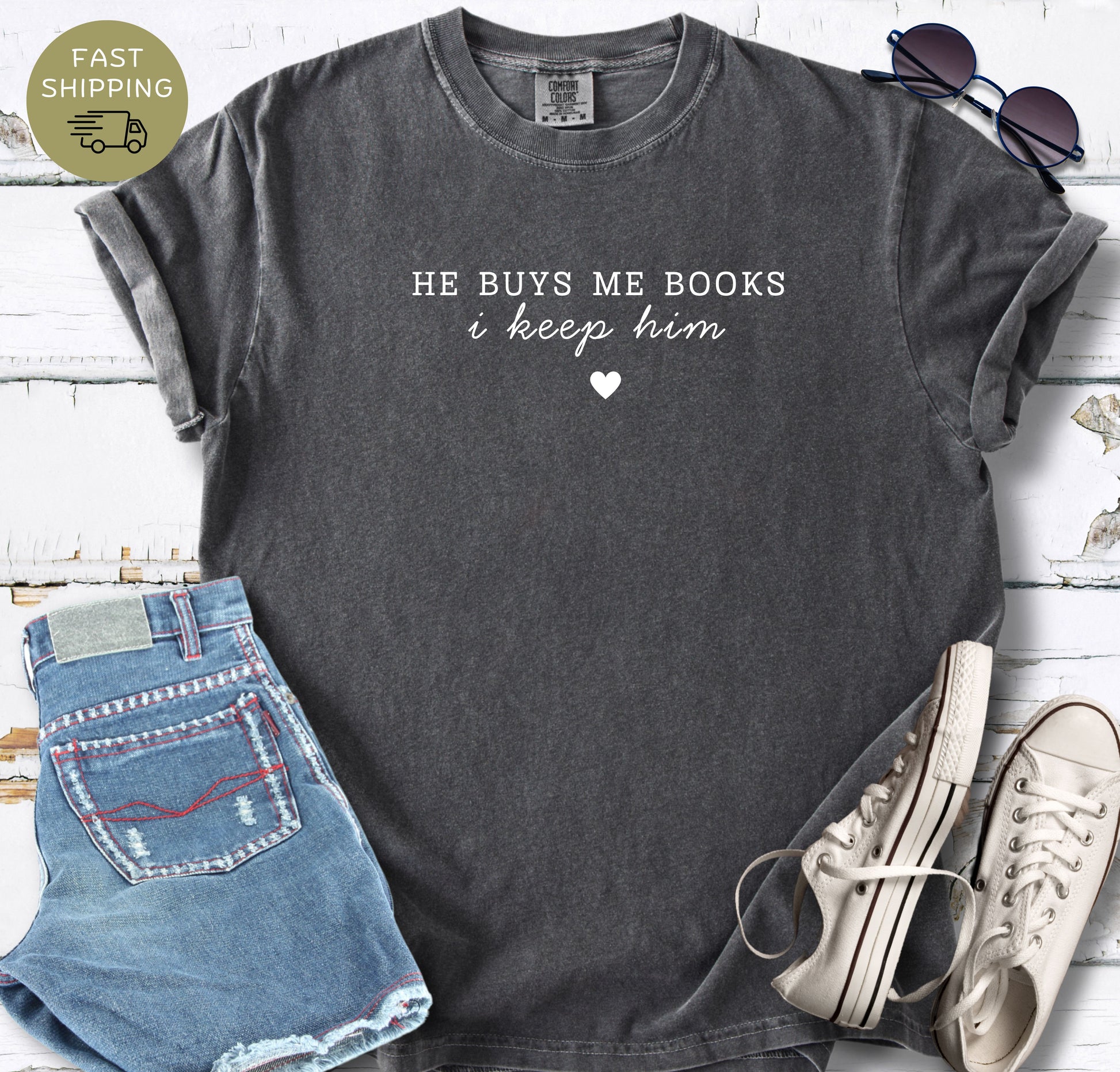 Romantic reader shirt perfect for bookstore dates